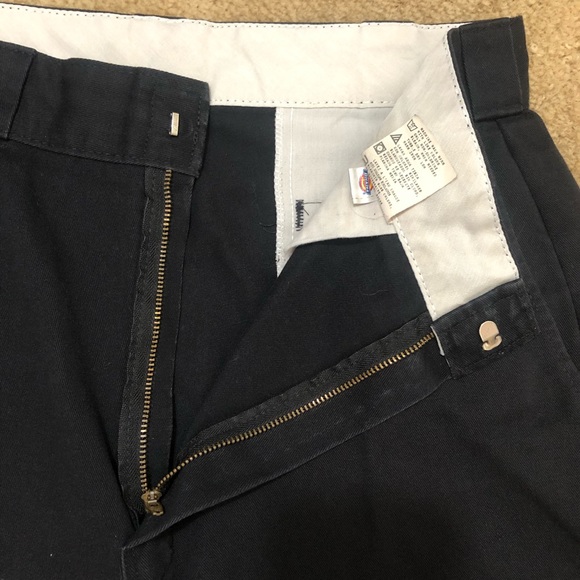 Men’s Dickies Shorts - Picture 2 of 4